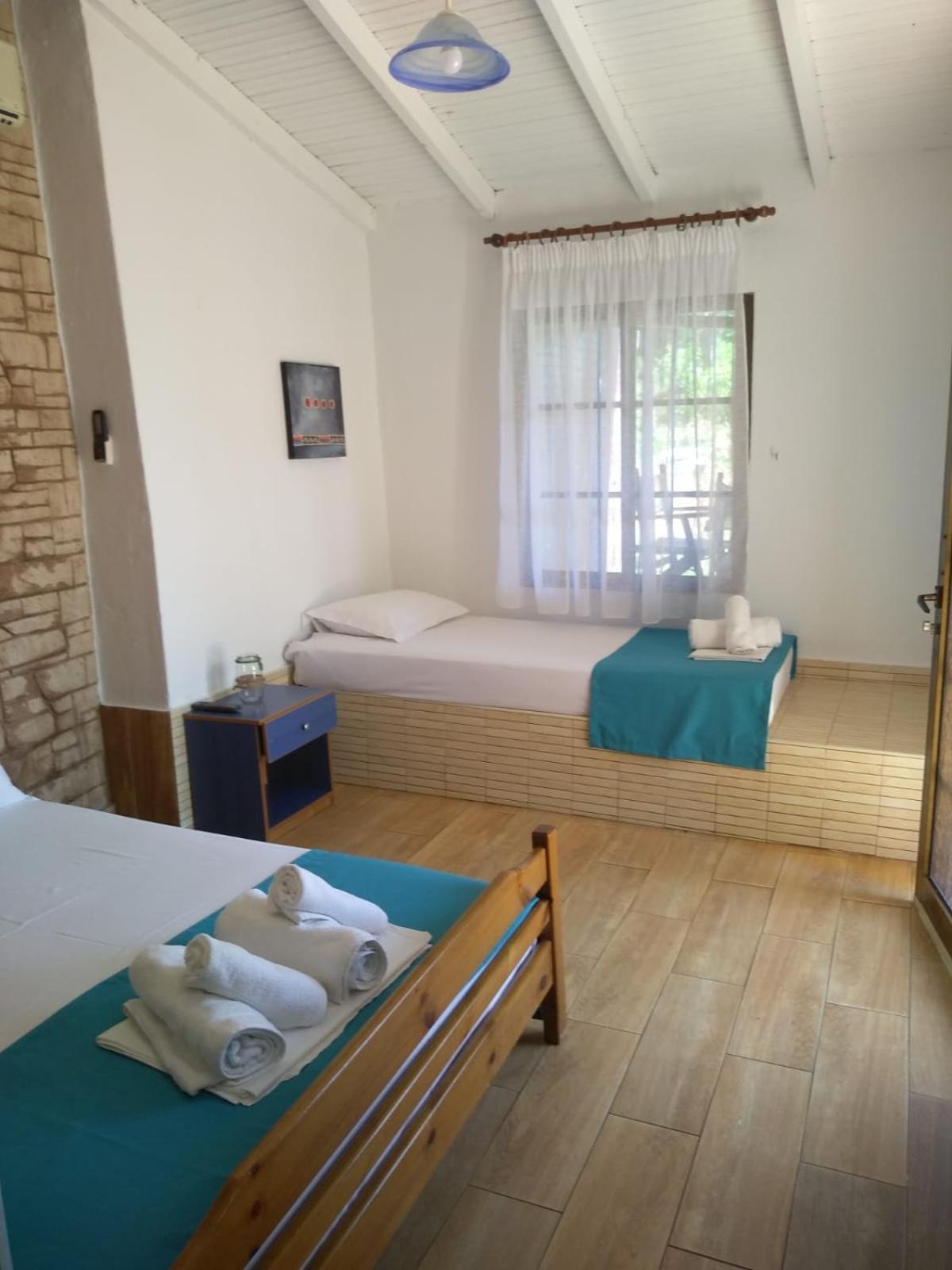 Bambola Apartments Nea Moudania Ngoại thất bức ảnh